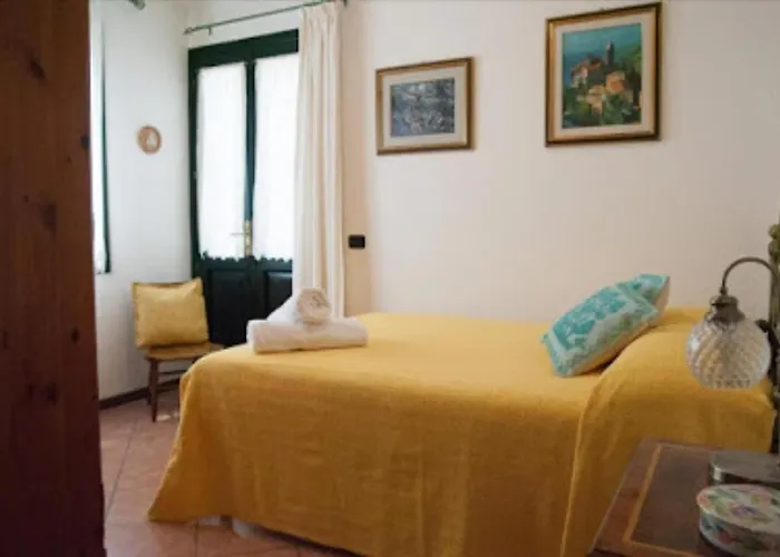 Aurora Alloggio in famiglia Olbia